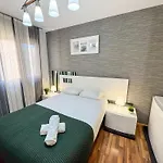 Cineasta Del Pilar - Turistea